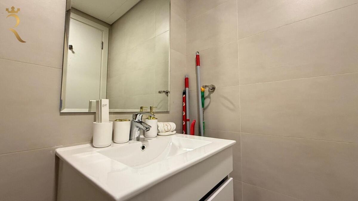 Trendy 1br With Pool N Gym In Raha Loft Abou Dabi