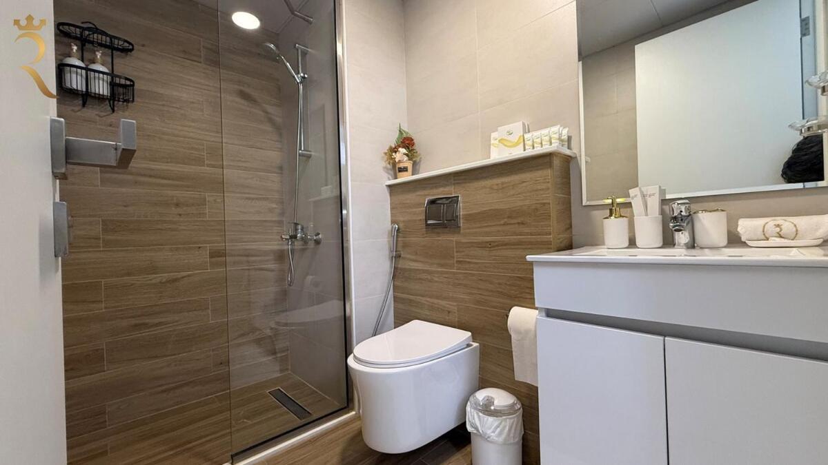 Apartment Trendy 1br With Pool N Gym In Raha Loft *